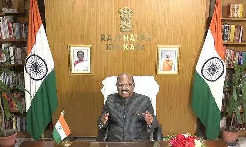 ബംഗാള്‍ ജനതയെ വിസ്മയിപ്പിച്ച് ഗവര്‍ണര്‍ ഡോ. സി. വി. ആനന്ദബോസ്; റിപ്പബ്ലിക് ദിന സന്ദേശം ഇത്തവണയും ബംഗാളി ഭാഷയില്‍; പ്രഭാഷണം പ്രാധാന്യത്തോടെ സംപ്രേഷണം ചെയ്ത് ബംഗാളി ദൃശ്യമാധ്യമങ്ങള്‍