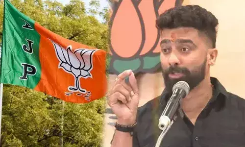 ആര്‍എസ്എസ് ഇടപെടലില്‍ പാലക്കാട് ബിജെപിയില്‍ സമവായം; രാജിനീക്കത്തില്‍ നിന്ന് പിന്മാറി നഗരസഭ അധ്യക്ഷയടക്കം ഒന്‍പത് കൗണ്‍സിലര്‍മാര്‍;  പാലക്കാട് ഈസ്റ്റ് ജില്ലാ പ്രസിഡന്റായി ചുമതലയേറ്റ് പ്രശാന്ത് ശിവന്‍; ചടങ്ങില്‍നിന്നും വിട്ടുനിന്ന് വിമതര്‍