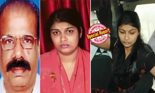 രണ്ടാം നിലയിലേക്ക് കയറാന്‍ മതിലിനോട് ചേര്‍ത്ത് വച്ച ഏണി പൊടി പിടിച്ച നിലയില്‍; മോഷ്ടാക്കളെ കണ്ടിട്ടും കുരയ്ക്കാത്ത നായ്ക്കള്‍; അടുക്കളയില്‍ നിന്നുതന്നെയുളള മുളക്‌പൊടി കാരണവരുടെ മുറിയിലും ഹാളിലും വിതറിയത്; തുറന്നിട്ട മുന്‍വാതില്‍; കാരണവര്‍ കേസില്‍ ഷെറിനെ 14 വര്‍ഷം മുമ്പ് കുടുക്കിയത് അതിബുദ്ധി