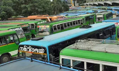 ഓട്ടോറിക്ഷകളില്‍ സ്റ്റിക്കര്‍ പതിക്കണം; എല്ലാ ബസുകളിലും ഇനി മുതല്‍ ക്യാമറ നിര്‍ബന്ധം; മാര്‍ച്ച് 31ന് മുന്‍പ് ക്യാമറ സ്ഥാപിക്കണമെന്ന് നിര്‍ദ്ദേശം