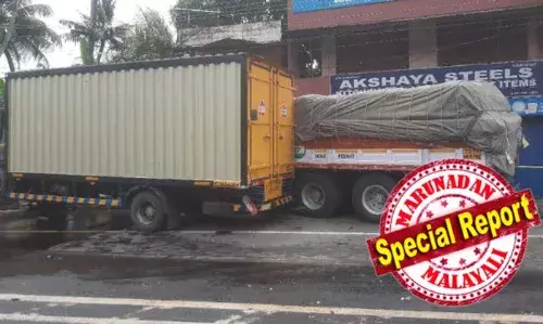 നിയന്ത്രണം വിട്ട ട്രെയിലര്‍ ഇടിച്ച് ട്രക്ക് തകര്‍ന്നു; ട്രക്ക് ഇടിച്ചു കയറി പിന്നാലെ വന്ന രണ്ടു കാറുകളും തകര്‍ന്നു; മൂന്നു പേര്‍ക്ക് പരുക്ക്: ട്രെയിലര്‍ ഡ്രൈവര്‍ ഉറങ്ങിയതെന്ന് സംശയം