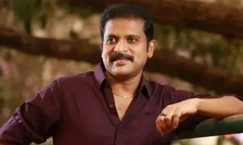 പോക്‌സോ കേസില്‍ കൂട്ടിക്കല്‍ ജയചന്ദ്രന്‍ പൊലീസിന് മുമ്പാകെ ഹാജരായി; കസബ സ്റ്റേഷനില്‍ ഹാജരായത് നടന്റെ അറസ്റ്റ് സുപ്രീംകോടതി തടഞ്ഞതിന് പിന്നാലെ; ചോദ്യം ചെയ്യല്‍ തുടരുന്നു