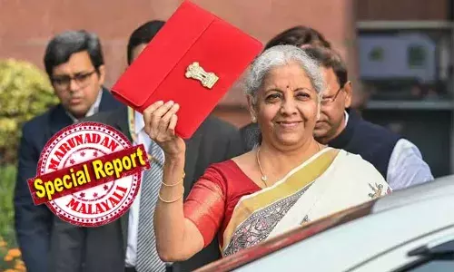 അടുത്ത അഞ്ച് വര്‍ഷം അവസരങ്ങളുടെ കാലം; ബജറ്റില്‍ കാര്‍ഷികം, വ്യാവസായികം അടക്കം ആറ് മേഖലകള്‍ക്ക് ഊന്നല്‍; 100 ജില്ലകള്‍ കേന്ദ്രീകരിച്ചു കാര്‍ഷിക വികസനം;  പി എം ധാന്യ പദ്ധതി  പ്രഖ്യാപിച്ചു; 1.7 കോടി കര്‍ഷകര്‍ക്ക് നേട്ടമെന്ന് ബജറ്റ് അവതരണത്തില്‍ നിര്‍മ്മല സീതാരാമന്‍; കുംഭമേളയിലെ വീഴ്ച്ച ചൂണ്ടിക്കാട്ടി പ്രതിപക്ഷം ഇറങ്ങിപ്പോയി