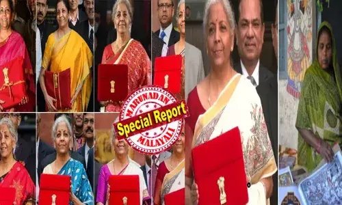 ഇത്തവണയും വസ്ത്രധാരണത്തിൽ പതിവ് തെറ്റിക്കാതെ നിർമ്മല ജി; സാരിയിൽ തിളങ്ങി മന്ത്രി; എത്തിയത് ഓഫ് വൈറ്റ് നിറത്തിലുള്ള കൈത്തറി സില്‍ക് സാരി ധരിച്ച്; പ്രധാന ശ്രദ്ധാകേന്ദ്രം മധുബനി ചിത്രകല; പത്മശ്രീ ജേതാവിന്റെ കൈവിരുന്നിൽ തയ്യാറാക്കിയത്; എംബ്രോയഡറിയില്‍ സ്വർണ്ണക്കര; മത്സ്യത്തിന്റെ തീം ഡിസൈന്‍ വ്യത്യസ്തത നിറയ്ക്കുന്നു; വീണ്ടും സ്റ്റൈലായി ധനമന്ത്രി; സാരിയിലെ പ്രത്യേകതകള്‍ അറിയാം!