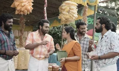 പ്രതീക്ഷയോടെ മാളികപ്പുറം ടീമിന്റെ സുമതി വളവ്; ഹൊറർ കോമഡി ചിത്രത്തിന്റെ ഷൂട്ടിംഗ് പുരോഗമിക്കുന്നു; ഒരുങ്ങുന്നത് ബിഗ് ബജറ്റിൽ ?