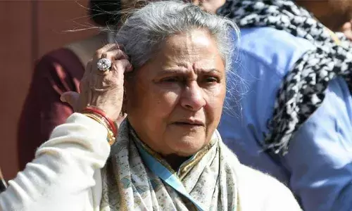 കുംഭമേളായിലെ തിക്കിലും തിരക്കിലും പെട്ട് മരിക്കുന്നവരുടെ മൃതദേഹങ്ങള്‍ നദിയിലേക്ക് വലിച്ചെറിയുന്നു; വെള്ളം മലിനമാക്കുന്നു; ഇതേ വെള്ളമാണ് അവിടത്തെ ജനങ്ങളിലേക്കെത്തുന്നത്; ഗുരുതര ആരോപണവുമായി ജയ ബച്ചന്‍