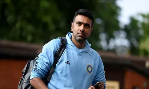 എല്ലാ മത്സരങ്ങളിലും ഒരേ രീതിയില്‍ പുറത്താകുന്നു; എന്റെ പോരയ്മ ആണോ? അതോ നന്നായി പന്തെറിയുന്നത് കൊണ്ടോ? ഇത്തരം ചോദ്യം ഉയര്‍ന്ന് വന്നാല്‍ സഞ്ജുവിന്റെ കളിയെ ബാധിക്കും; ആര്‍ അശ്വിന്‍