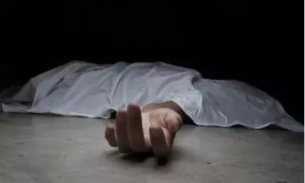 ചോരയില്‍ കുളിച്ചുകിടക്കുന്ന നിലയിൽ മൃതദേഹം; കാഴ്ചയില്‍ നാല്‍പ്പതു വയസ് തോന്നിക്കും; പോലീസ് അന്വേഷണത്തിൽ ഞെട്ടൽ; കൃത്യം നടത്തിയത് പ്രായപൂര്‍ത്തിയാകാത്ത പ്രതി; പ്രകോപനം ഇക്കാരണത്താൽ!