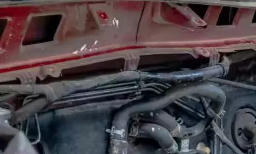 വാഹനം അപകടത്തില്‍പെട്ടിട്ട് രണ്ടുവർഷമായി; ഇന്‍ഷുറന്‍സ് ഇതുവരെ അനുവദിച്ച് നൽകിയില്ല; പിന്നാലെ കടുത്ത നടപടിയുമായി അധികൃതർ; പരാതിക്കാരന് നഷ്ടപരിഹാരം നൽകാൻ ഉത്തരവ്