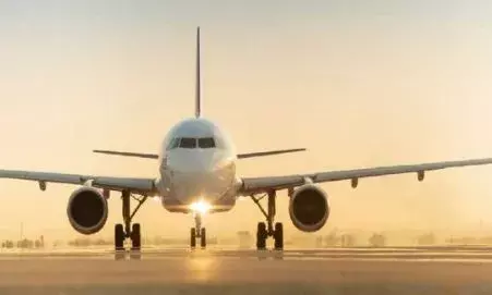 ടേക്ക് ഓഫിനിടെ വിമാനത്തിൽ തീ ആളിപ്പടർന്നു; ആശങ്ക; അലറിവിളിച്ച് യാത്രക്കാർ; അപകടകാരണം എൻജിൻ തകരാർ; ഒഴിവായത് വൻ ദുരന്തം; യുണൈ​റ്റഡ് എയർലൈൻസിന് സംഭവിച്ചത്!