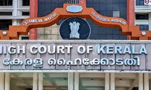 നിസ്സാര കേസുകളുടെ പേരില്‍ ജോലിയില്‍ നിന്നു പിരിച്ചുവിടരുത്;  ഹൈക്കോടതി