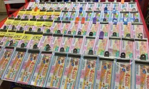 ലോട്ടറി ടിക്കറ്റ്; വരുമാനം 12,712 കോടി രൂപ: സമ്മാനമായി നല്‍കിയത് 7110 കോടി