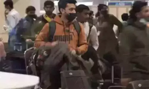 വിദേശത്ത് ജോലി ചെയ്യുന്ന ഇന്ത്യക്കാര്‍ക്കായി പുതിയ നിയമം കൊണ്ടുവരാന്‍ കേന്ദ്രം; തരൂര്‍ അധ്യക്ഷനായ വിദേശകാര്യ പാര്‍ലമെന്ററി കമ്മിറ്റി ലോക്‌സഭയില്‍ റിപ്പോര്‍ട്ട് അവതരിപ്പിച്ചു