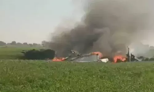 മധ്യപ്രദേശില്‍ പരിശീലന പറക്കലിനിടെ വ്യോമസേനയുടെ യുദ്ധവിമാനം തകര്‍ന്നുവീണു: രണ്ട് പൈലറ്റുമാര്‍ക്ക് പരിക്ക്