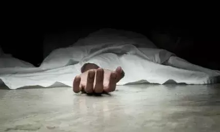 കുതിച്ചെത്തിയ ബൈക്കിന്റെ നിയന്ത്രണം നഷ്ടമായി; സ്വകാര്യ ബസിലേക്ക് ഇടിച്ചുകയറി ദാരുണ അപകടം; കൊല്ലത്ത് പ്ലസ് ടു വിദ്യാർഥി മരിച്ചു; കൂട്ടുകാരന്റെ നില അതീവഗുരുതരമായി തുടരുന്നു