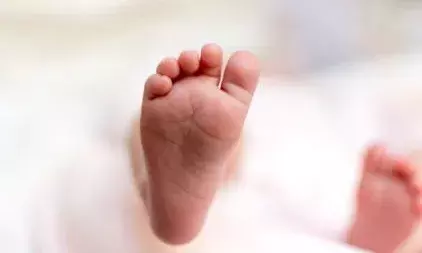 മുലപ്പാൽ തൊണ്ടയിൽ കുരുങ്ങി പിഞ്ചുകുഞ്ഞിന് ദാരുണാന്ത്യം; അപകടം രാവിലെ കുഞ്ഞിന് പാൽ കൊടുക്കവേ; മറ്റ് സംശയങ്ങൾ ഒന്നുമില്ലെന്ന് പോലീസ്; ദാരുണ സംഭവം വർക്കലയിൽ