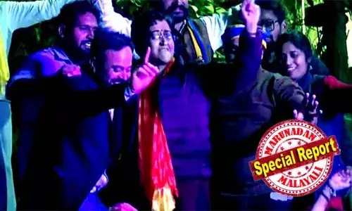 ആം ആദ്മി പ്രവര്‍ത്തകര്‍ക്കൊപ്പം നൃത്തം ചെയ്ത് അതിഷിയുടെ വിജയാഘോഷം; കെജ്രിവാളും സിസോദിയയും അടക്കം കനത്ത പരാജയം നേരിട്ട സമയത്തെ വ്യക്തിഗത വിജയാഘോഷത്തില്‍ വ്യാപക വിമര്‍ശനം; നാണംകെട്ട നടപടിയെന്ന് വിമര്‍ശിച്ചു സ്വാതി മലിവാള്‍