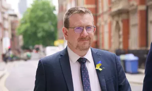 വാട്ടസ്ആപ് ഗ്രൂപ്പില്‍ വംശീയത പറഞ്ഞ ആരോഗ്യ മന്ത്രിയെ പുറത്താക്കി ബ്രിട്ടീഷ് പ്രധാനമന്ത്രി കീര്‍ സ്റ്റാര്‍മര്‍; ആന്‍ഡ്രൂ ഗ്വയ്നെ പുറത്താക്കിയത് ജൂത വിരുദ്ധത നിറഞ്ഞ പരാമര്‍ശത്തിലെന്ന് റിപ്പോര്‍ട്ട്