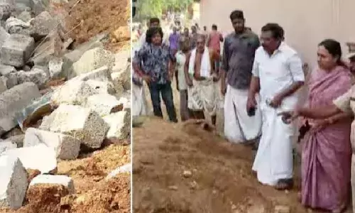 നിർമാണജോലികൾ നടക്കുന്നതിനിടെ അപകടം; ഭീം തകർന്ന് വീണു; നിലവിളി കേട്ട് ഓടിയെത്തി നാട്ടുകാർ; 2 തൊഴിലാളികൾക്ക് ദാരുണാന്ത്യം; ഒരാൾ ഓടി മാറി; സംഭവം പത്തനംതിട്ടയിൽ