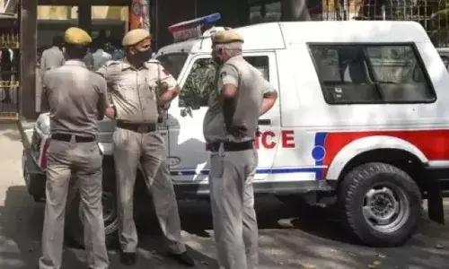 ആഡംബര ഹോട്ടലിൽ വച്ച് സുഹൃത്തിന്റെ ജന്മദിനം ആഘോഷിക്കണം; കയ്യിൽ കാശില്ല; പിന്നാലെ മോഷണത്തിനിറങ്ങി; പ്രായപൂര്‍ത്തിയാകാത്ത രണ്ട് പേർ പിടിയിൽ