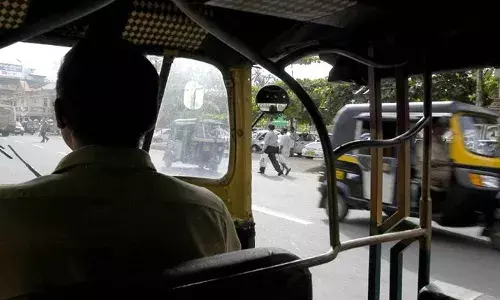 മീറ്ററില്‍ കാണിച്ചത് 46 രൂപ; ഈടാക്കിയത് 80 രൂപ: ഓട്ടോയില്‍ സഞ്ചരിച്ച കുടുംബം നല്‍കിയ പരാതിയില്‍ ഡ്രൈവറുടെ ലൈസന്‍സ് തെറിച്ചു