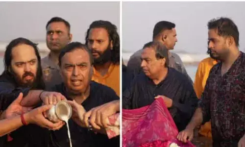 ത്രിവേണി സംഗമത്തില്‍ പുണ്യസ്നാനം നടത്തി മുകേഷ് അംബാനിയും കുടുംബവും; പ്രയാഗ്രാജില്‍ എത്തിയത് അംബാനി കുടുംബത്തിലെ നാല് തലമുറയില്‍ പെട്ടവര്‍