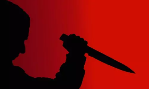 മുന്‍വൈരാഗ്യം; ഒറ്റപ്പാലത്ത് പ്ലസ്ടു വിദ്യാർത്ഥിയെ സഹപാഠി കുത്തി പരിക്കേൽപ്പിച്ചു; വാരിയെല്ലിന് സമീപം പരിക്ക്; പോലീസ് പറയുന്നത് ഇങ്ങനെ