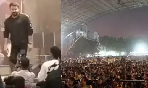 മോനെ..ഇത് കര വേറെ; കോയമ്പത്തൂരിലെ കോളെജില്‍ എമ്പുരാന്‍ പ്രൊമോഷണല്‍ പരിപാടി; മോഹന്‍ലാലിന് വന്‍ വരവേല്‍പ്പ്; ആർപ്പുവിളിച്ച് വരവേറ്റ് വിദ്യാർത്ഥികൾ; അന്തം വിട്ട് കേരളത്തിലെ ആരാധകർ!