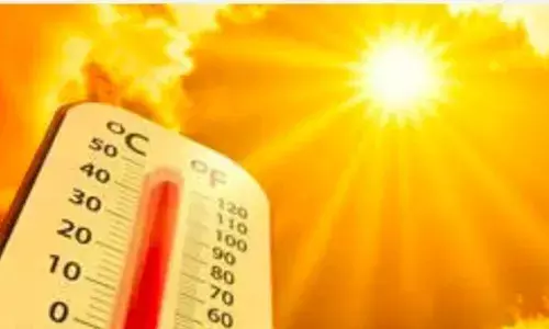 രാജ്യത്തെ തന്നെ ഏറ്റവും ചൂട് കൂടിയ ജില്ല കേരളത്തില്‍; പാലക്കാട് രേഖപ്പെടുത്തിയത് 38 ഡിഗ്രി ചൂട്; അടുത്ത അഞ്ച് ദിവസം ഉയര്‍ന്ന താപനില എന്ന് മുന്നറിയിപ്പ്; രണ്ടു മുതല്‍ മൂന്ന് ഡിഗ്രി വരെ താപനില ഉയര്‍ന്നേക്കും; ജാഗ്രതാ നിര്‍ദേശങ്ങള്‍ പാലിക്കണമെന്ന് കാലാവസ്ഥാ വകുപ്പ്