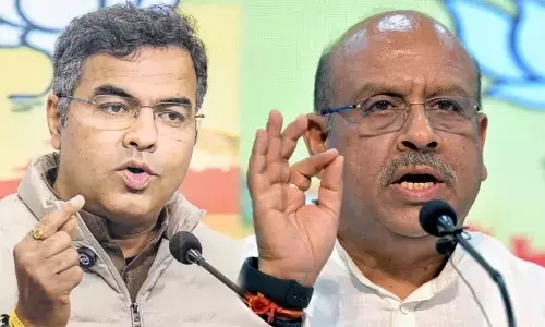 ഡല്‍ഹി മുഖ്യമന്ത്രിയെ ഇനിയും തീരുമാനിക്കാന്‍ കഴിയാതെ ബിജെപി; സമവമായ ആയില്ലെന്നു സൂചന; ബി.ജെ.പി നിയമസഭാകക്ഷി യോഗം മാറ്റി