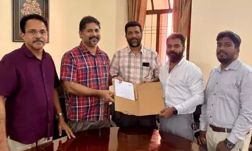 കോഴ്സുകള്ക്ക് അന്താരാഷ്ട്ര അംഗീകാരം; ഐ.എസ്.ഡി.സിയും ലൊയോള കോളജും ധാരണാപത്രം ഒപ്പുവെച്ചു കോഴ്സുകള്ക്ക് അന്താരാഷ്ട്ര അംഗീകാരം; ഐ.എസ്.ഡി.സിയും ലൊയോള കോളജും ധാരണാപത്രം ഒപ്പുവെച്ചു