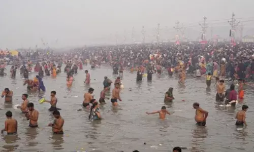 മഹാകുംഭമേളയിൽ ദിനംപ്രതി എത്തുന്നത് ലക്ഷകണക്കിന് പേർ; പരിശോധനയിൽ അധികൃതർ ഞെട്ടി; ഗംഗാനദിയില്‍ ഉയര്‍ന്ന അളവില്‍ ബാക്ടീരിയ സാന്നിധ്യം; കണ്ടെത്തിയത് മനുഷ്യവിസര്‍ജ്യത്തിലുള്ള ബാക്ടീരിയകളെ!