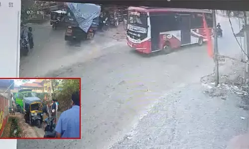 കാരേറ്റ്-കല്ലറ റോഡിൽ ടോറസ് ലോറി നിയന്ത്രണം വിട്ടുണ്ടായ അപകടം; ഗുരുതരമായി പരിക്കേറ്റ വയോധിക മരിച്ചു