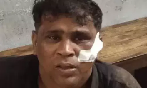 ലോറി പാർക്കിംഗ് ഏരിയയിൽ ഒരാൾ നിന്ന് പരുങ്ങുന്നു; ഏറെനേരമായിട്ടും പോകുന്നില്ല; നാട്ടുകാർ പിടിച്ചുനിർത്തി പോലീസിനെ വിളിപ്പിച്ചു; അന്വേഷണത്തിൽ തെളിഞ്ഞത് 17 മോഷണക്കേസുകൾ