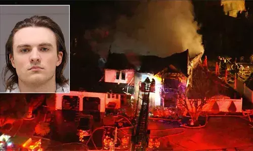 ഇതാണോ ടോക്സിക്; മുൻ കാമുകിയോട് കൊഞ്ചി നിൽക്കുന്നത് കണ്ടു; അസൂയ മൂത്ത യുവാവ് ചെയ്തത്; യുവതിയോട് സംസാരിച്ചയാളുടെ വീട് തീയിട്ടു നശിപ്പിച്ചു; വീട്ടിലുണ്ടായിരുന്നവർ രക്ഷപ്പെട്ടത് തലനാരിഴയ്ക്ക്