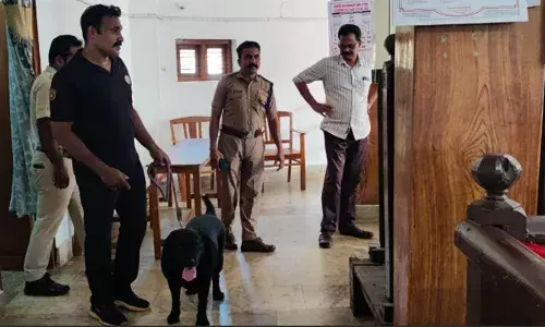 ഗോവിന്ദ് ഗര്‍ജ് എന്ന പേരില്‍ തമിഴില്‍ എത്തിയ ഇ-മെയില്‍ സന്ദേശം; അടൂര്‍ പോക്സോ കോടതിക്ക് വ്യാജബോംബ് ഭീഷണി