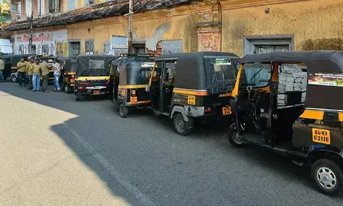 ഓട്ടോറിക്ഷയില്‍ മീറ്റര്‍ പ്രവര്‍ത്തിപ്പിച്ചില്ലെങ്കില്‍ യാത്ര സൗജന്യം; സര്‍ക്കുലര്‍ ഇറക്കി ട്രാന്‍സ്പോര്‍ട്ട് കമ്മീഷണര്‍; തീരുമാനം മീറ്റര്‍ പ്രവര്‍ത്തിപ്പിക്കാതെ അമിത ചാര്‍ജ് ഈടാക്കുന്നതിന് യാത്രക്കാരും ഡ്രൈവര്‍മാരുമായി സംഘര്‍ഷത്തിന് ഇടയാക്കുന്നത് പരിഗണിച്ച്