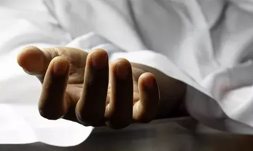 വടകരയില്‍ എട്ടാം ക്ലാസ് വിദ്യാര്‍ഥിനി ജീവനൊടുക്കിയ നിലയില്‍; വീട്ടിലെ കിടപ്പ് മുറിയില്‍ തൂങ്ങിയ നിലയില്‍ കണ്ടെത്തുകയായിരുന്നു