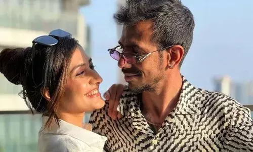 45 മിനിറ്റോളം നീണ്ട കൗണ്‍സിലിങ്ങും വിഫലം; വേര്‍പിരിയുകയാണെന്ന തീരുമാനത്തില്‍ ഉറച്ച് നിന്ന് ചഹലും ഭാര്യയും; പൊരുത്തക്കേടുകളുണ്ടാകുന്നു, സ്വരച്ചേര്‍ച്ചയില്ലെന്നും വിവാഹമോചനത്തിനുള്ള കാരണം; ഔദ്യേഗികമായി വിവാഹബന്ധം വേര്‍പെടുത്തി ചഹിലും ധനശ്രീയും