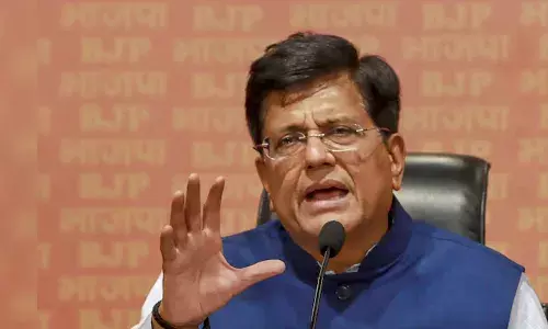 സില്‍വര്‍ ലൈന്‍ റെയില്‍വെ മന്ത്രാലയത്തിന്റെ പരിഗണനയില്‍; മന്ത്രാലയത്തിന്റെ ചോദ്യങ്ങള്‍ക്ക് സംസ്ഥാനത്തിന്റെ മറുപടിക്കായി കാത്തിരിക്കുന്നു; നയം വ്യക്തമാക്കി കേന്ദ്രമന്ത്രി പിയൂഷ് ഗോയല്‍