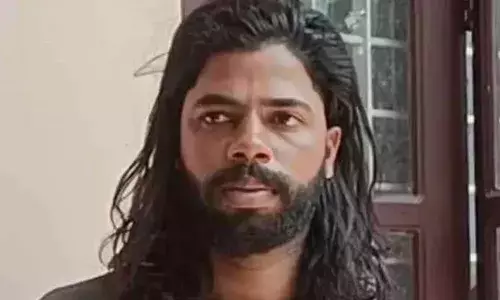 വീട്ടിലെ ചെടിചട്ടിയില്‍ നട്ടുവളര്‍ത്തിയ ആറു കഞ്ചാവ് ചെടികളുമായി യുവാവ് പിടിയില്‍; സ്വന്തം ആവശ്യത്തിനാണ് കഞ്ചാവ് ചെടി വളര്‍ത്തിയതെന്ന് പ്രതികരണം