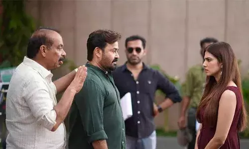 മോഹന്‍ലാല്‍, സത്യന്‍ അന്തിക്കാട് എന്നീ ഐക്കണുകളുടെ സിനിമ കണ്ട് വളര്‍ന്നയാളാണ് ഞാന്‍; അറിഞ്ഞും അറിയാതെയും സിനിമയെക്കുറിച്ചുള്ള എന്റെ കാഴ്ചപ്പാടുകള്‍ മാറ്റിയവര്‍; ഹൃദയപൂര്‍വ്വം സെറ്റില്‍ ജോയിന്‍ ചെയ്ത് മാളവിക