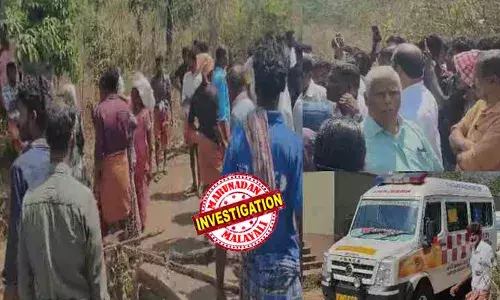 സര്‍ക്കാരും, വനം വകുപ്പും ജനങ്ങളെ പറ്റിക്കുന്നു;  ജാഗ്രത നിര്‍ദ്ദേശവുമായി ആറളം ഫാമിലേക്ക് ആരും വരേണ്ട; ആറളത്ത്  ആംബുലന്‍സ് തടഞ്ഞ് പ്രതിഷേധിച്ച് നാട്ടുകാര്‍; സ്ഥലത്തെത്തിയ എംവി ജയരാജനെയടക്കം തടഞ്ഞു