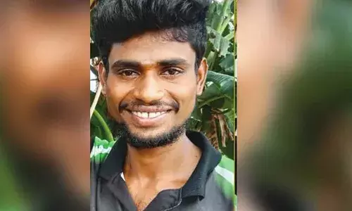 കള്ളക്കടല്‍ പ്രതിഭാസം ഉണ്ടാകുമെന്ന മുന്നറിയിപ്പ്; പോലീസിന്റെ കണ്ണുവെട്ടിച്ച് കടലില്‍ ഇറങ്ങി; സെല്‍ഫി എടുക്കുന്നതിനിടെ യുവാവ് മരിച്ചു; സംഭവം കന്യാകുമാരിയില്‍