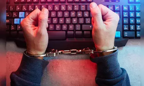 ഇഡിയുടെ പേരില്‍ ഡിജിറ്റല്‍ അറസ്റ്റ് തട്ടിപ്പ്; ഒഡീഷയിലെ വൈസ് ചാന്‍സിലര്‍ക്ക് നഷ്ടമായത് 14 ലക്ഷം രൂപ