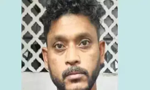 ഹോട്ടല്‍ ജീവനക്കാരിയെ മദ്യം നല്‍കി പീഡിപ്പിച്ചു; കുളിമുറിയില്‍ വസ്ത്രം മാറുമ്പോള്‍ ദൃശ്യം പകര്‍ത്തി: ഒളിവില്‍ പോയ പ്രതി വര്‍ഷങ്ങള്‍ക്കു ശേഷം അറസ്റ്റില്‍