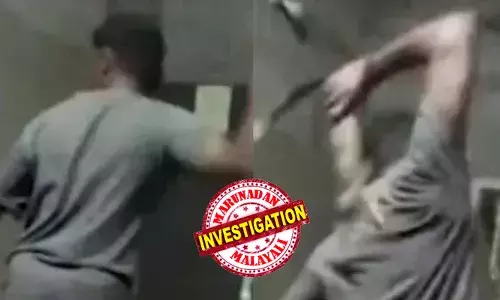 മദ്യപിച്ചെത്തി ബെല്‍റ്റ് കൊണ്ട് 13കാരനെ പിതാവ് ക്രൂരമായി മര്‍ദിച്ചു; കുട്ടിയുടെ മര്‍മ്മ ഭാഗത്തും തുടയിലും വയറിലും പരിക്കേറ്റു;  വീഡിയോ പകര്‍ത്തി അമ്മ സ്‌കൂള്‍ അധികൃതര്‍ക്ക് കൈമാറി;  കുട്ടിയുടെ മൊഴി രേഖപ്പെടുത്തിയതിന് പിന്നാലെ പിതാവ് അറസ്റ്റില്‍