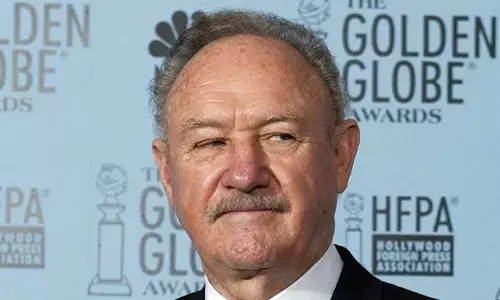 വിഖ്യാത ഹോളിവുഡ് നടന്‍ ജീന്‍ ഹാക്മാനും ഭാര്യയും വീട്ടില്‍ മരിച്ച നിലയില്‍; മരണകാരണം വ്യക്തമല്ല; അന്വേഷണം ആരംഭിച്ച് പോലീസ്; മരിച്ചത് രണ്ട് ഓസ്‌കാര്‍ അവാര്‍ഡ് നേടിയ താരം