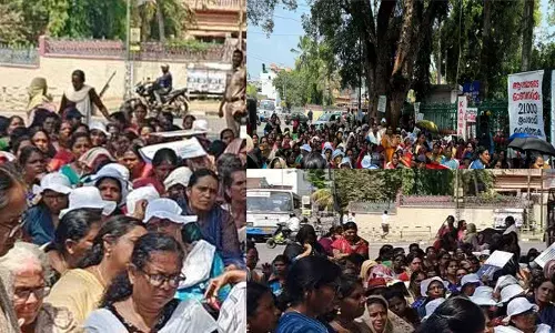 ആശ വര്‍ക്കര്‍മാര്‍ക്ക് ജനുവരിയിലെ ഓണറേറിയം കുടിശിക കൂടി അനുവദിച്ച് സര്‍ക്കാര്‍; ഓണറേറിയം വര്‍ദ്ധിപ്പിക്കാന്‍ നടപടിയില്ല; സമരം അനസാനിപ്പിക്കില്ലെന്ന് ആശ വര്‍ക്കര്‍മാര്‍; സിഐടിയുവിനെ ഉപയോഗിച്ച് സമരം തകര്‍ക്കാനുള്ള ശ്രമം വിജയിക്കില്ലെന്നും സമരക്കാര്‍