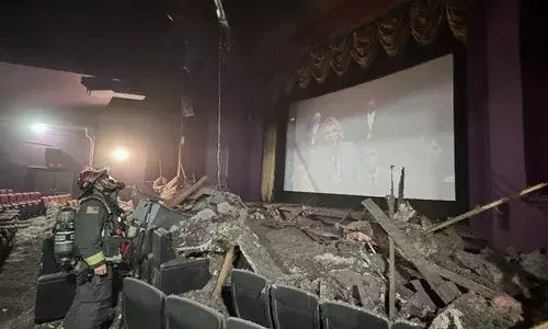 മാര്‍വല്‍ സൂപ്പര്‍ ഹീറോ ചിത്രം ക്യാപ്റ്റന്‍ അമേരിക്ക പ്രദര്‍ശനത്തിനിടെ തിയേറ്റര്‍ മേല്‍ക്കൂര തകര്‍ന്നു വീണു; സിനിമ കാണാന്‍ എത്തിയവര്‍ രക്ഷപ്പെട്ടത് തലനാരിഴയ്ക്ക്; സംഭവം അമേരിക്കയില്‍